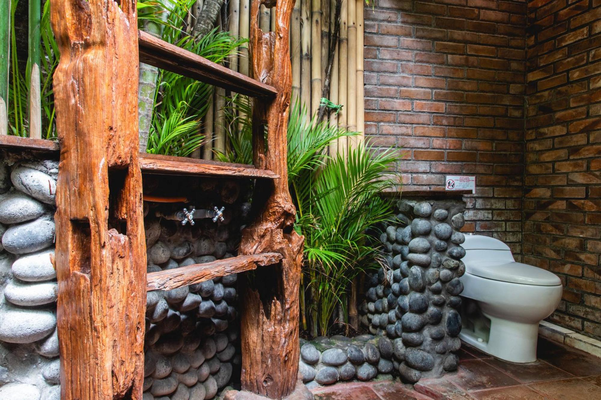 Ocean Star Villa Five Near The Kudeta Beach * Seminyak (Bali)