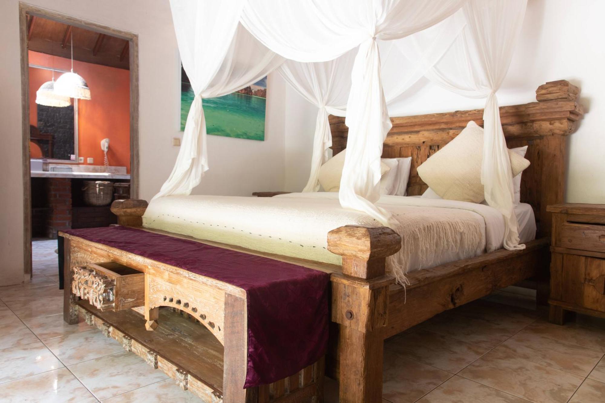 Ocean Star Villa Five Near The Kudeta Beach * Seminyak (Bali)