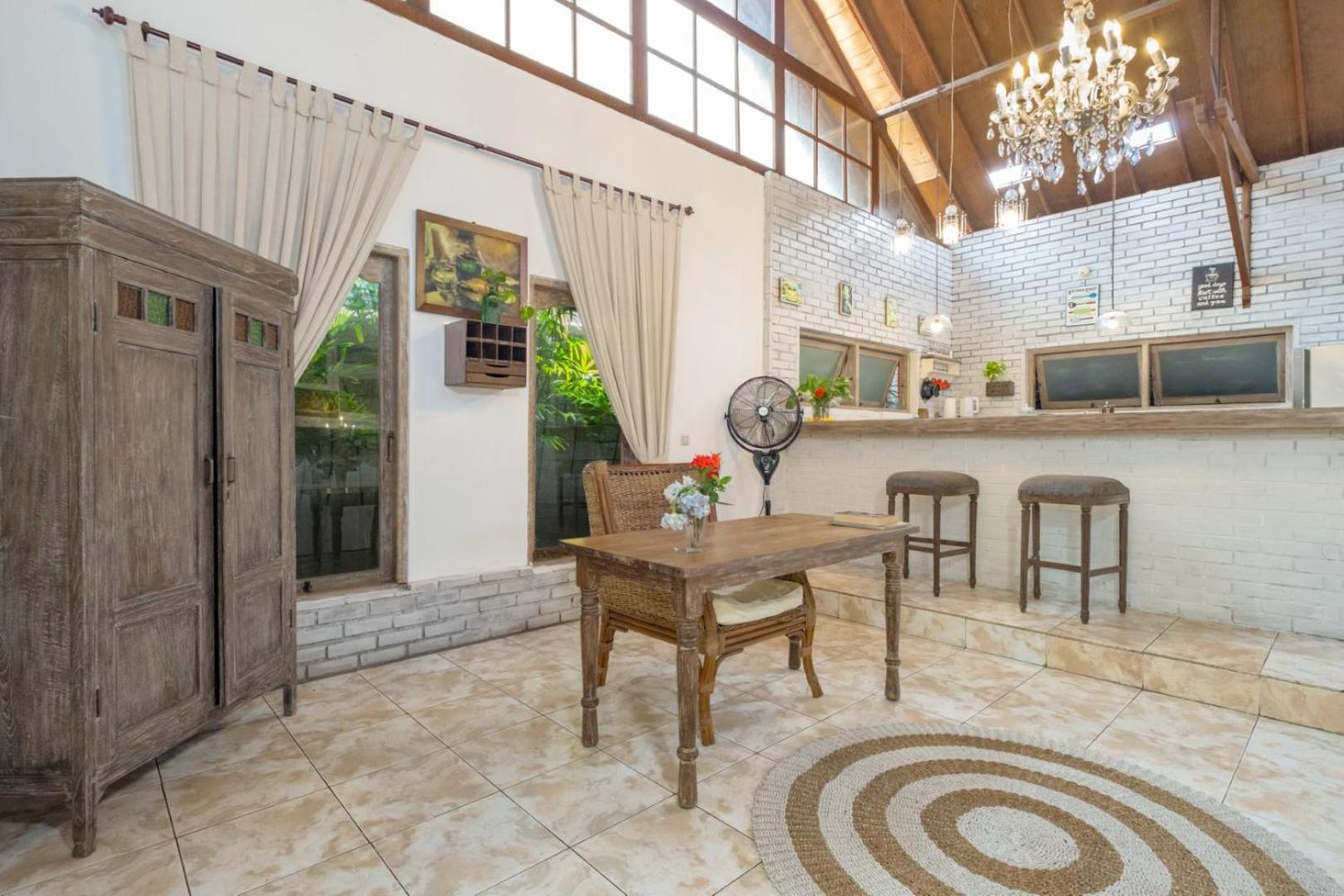 Villa Ocean Star Five Near The Kudeta Seminyak (Bali)